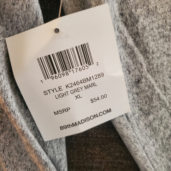 89th + Madison gray & silver cold shoulder sweater extra large XL NWT - Picture 3 of 13